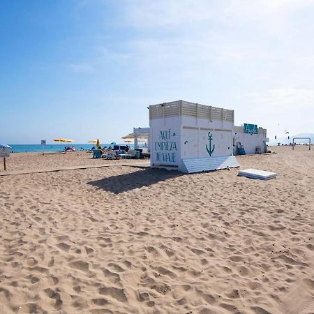 Apartamentos Marplana Castelldefels Exteriör bild