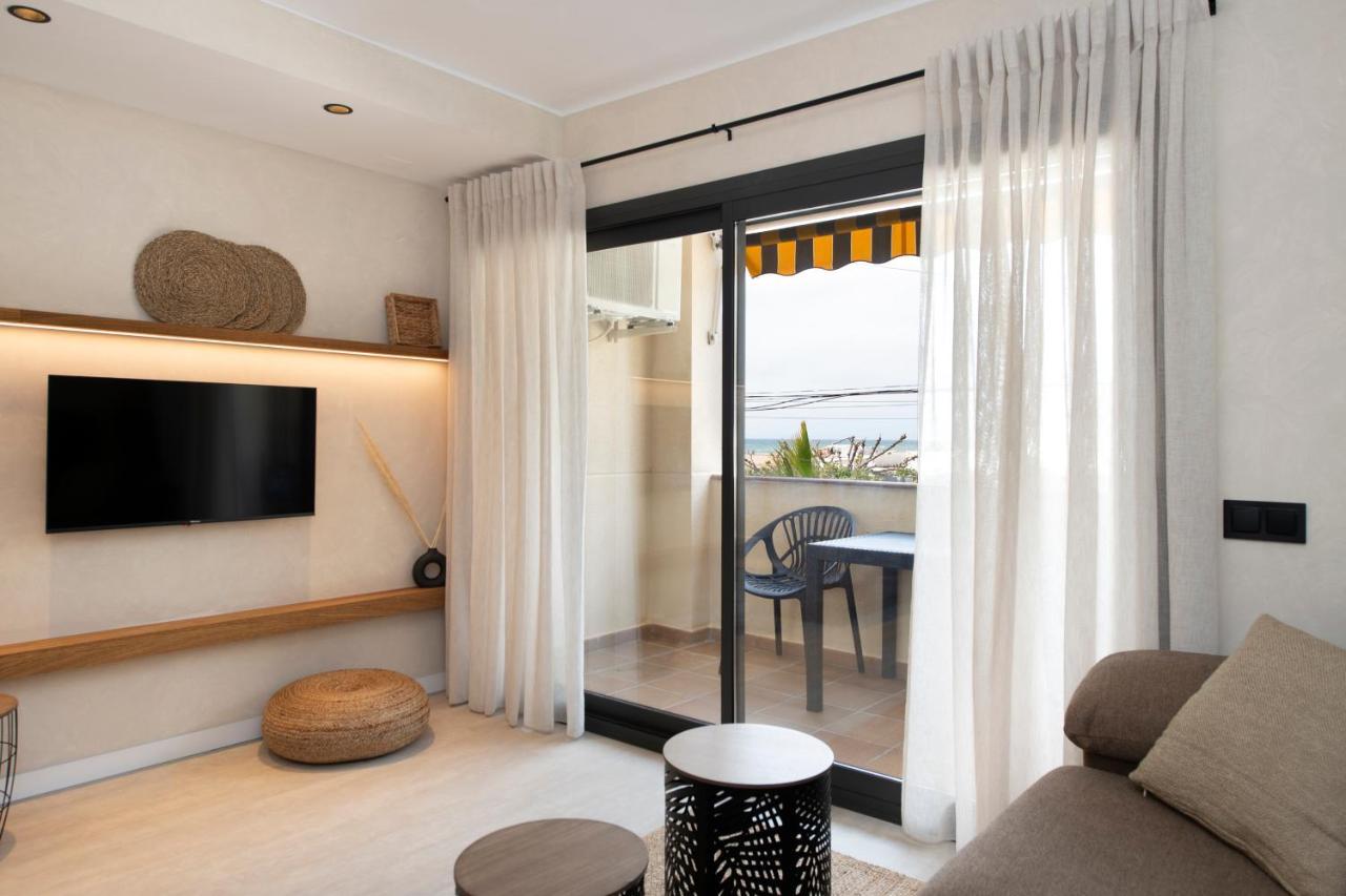 Apartamentos Marplana Castelldefels Exteriör bild