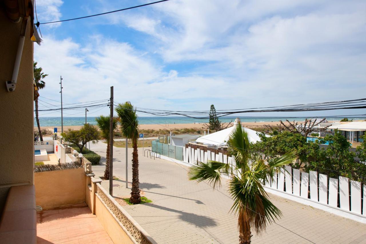 Apartamentos Marplana Castelldefels Exteriör bild
