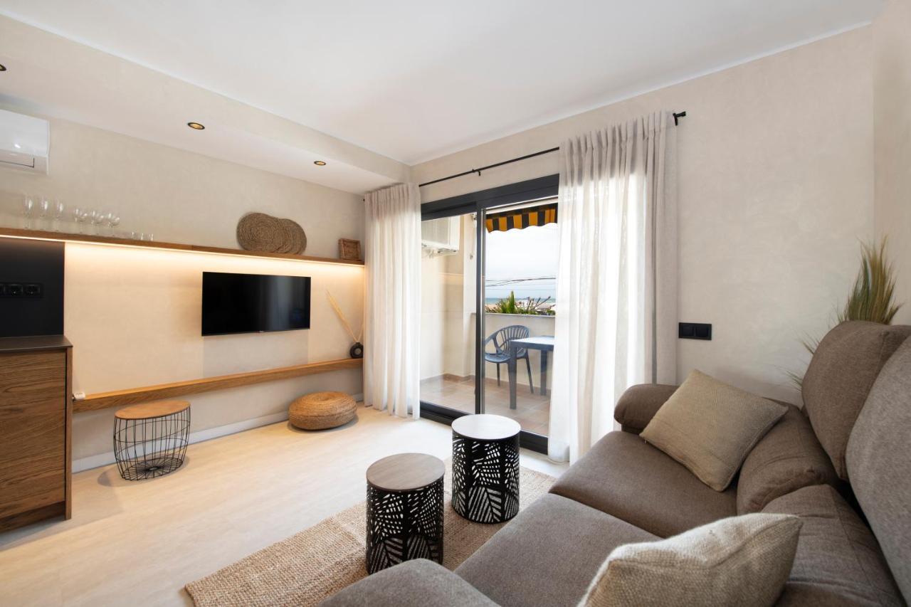 Apartamentos Marplana Castelldefels Exteriör bild
